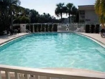 Econo Lodge Airport - Rj Stadium Tampa 0*,  USA